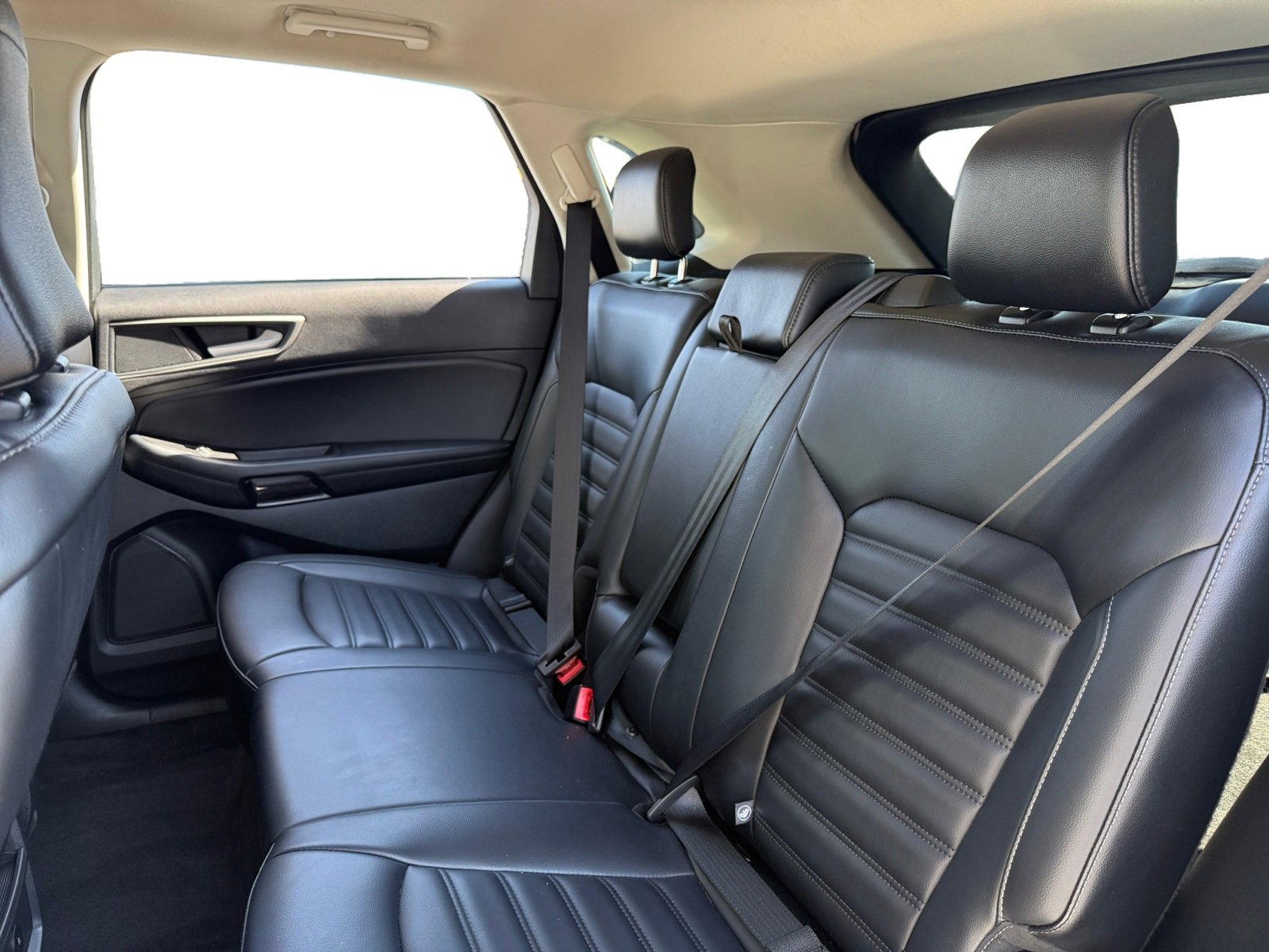 Used 2024 Ford Edge SEL AWD/4WD image 13