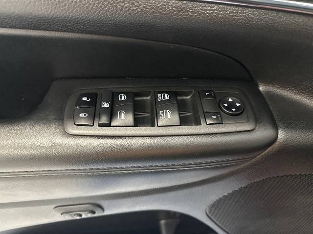 Used 2022 Jeep Grand Cherokee Limited AWD/4WD image 30