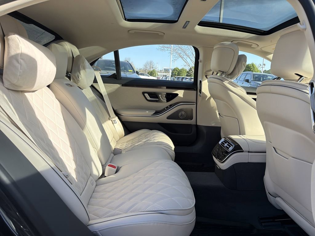 New 2026 Mercedes-Benz S 580 4MATIC Sedan image 17