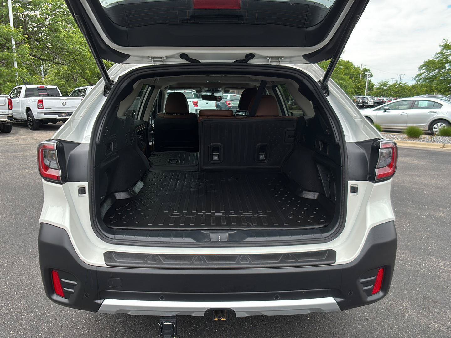 Used 2022 Subaru Outback Touring XT w/ Popular Package #2 AWD/4WD image 13