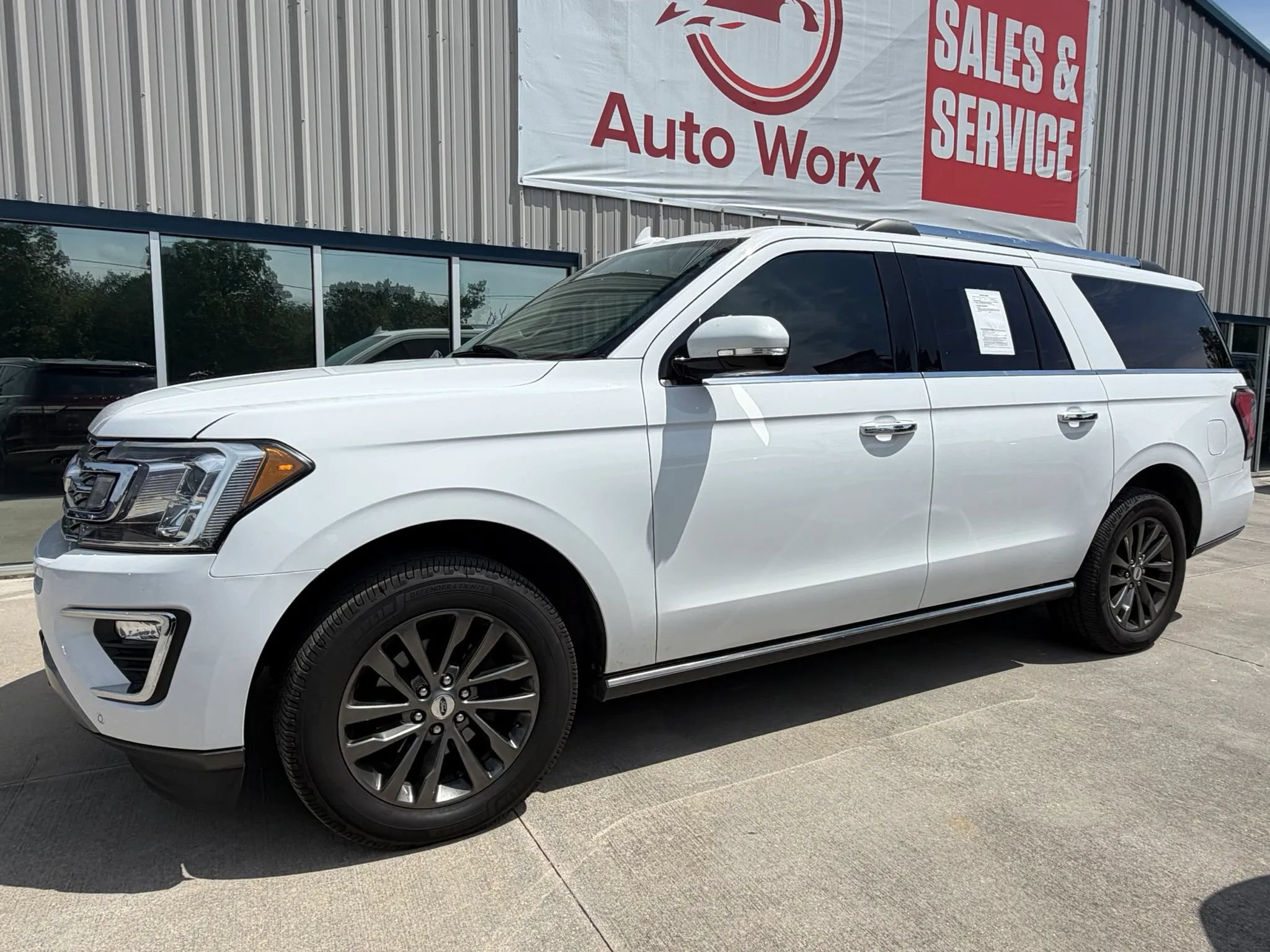 Used 2020 Ford Expedition Max Limited w/ Equipment Group 301A AWD/4WD image 28