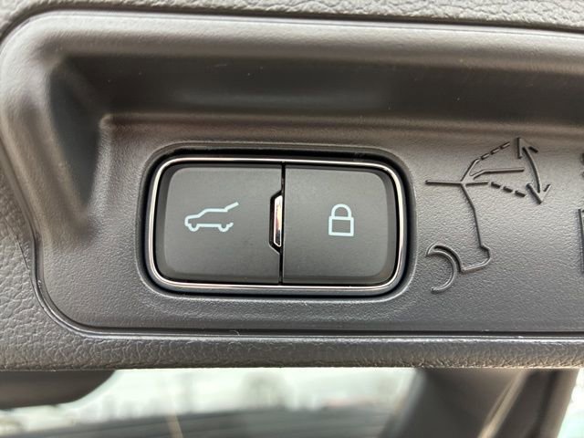 Used 2026 Ford Explorer ST image 9