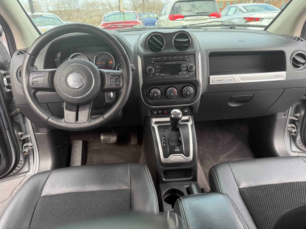 Used 2017 Jeep Compass Latitude image 12