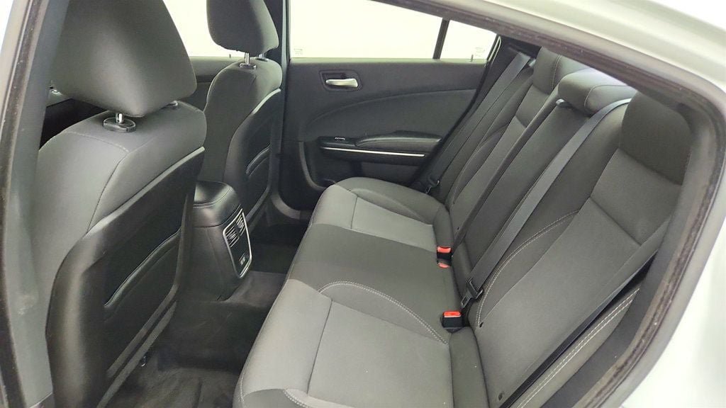Used 2017 Dodge Charger SE w/ Popular Equipment Group RWD image 20
