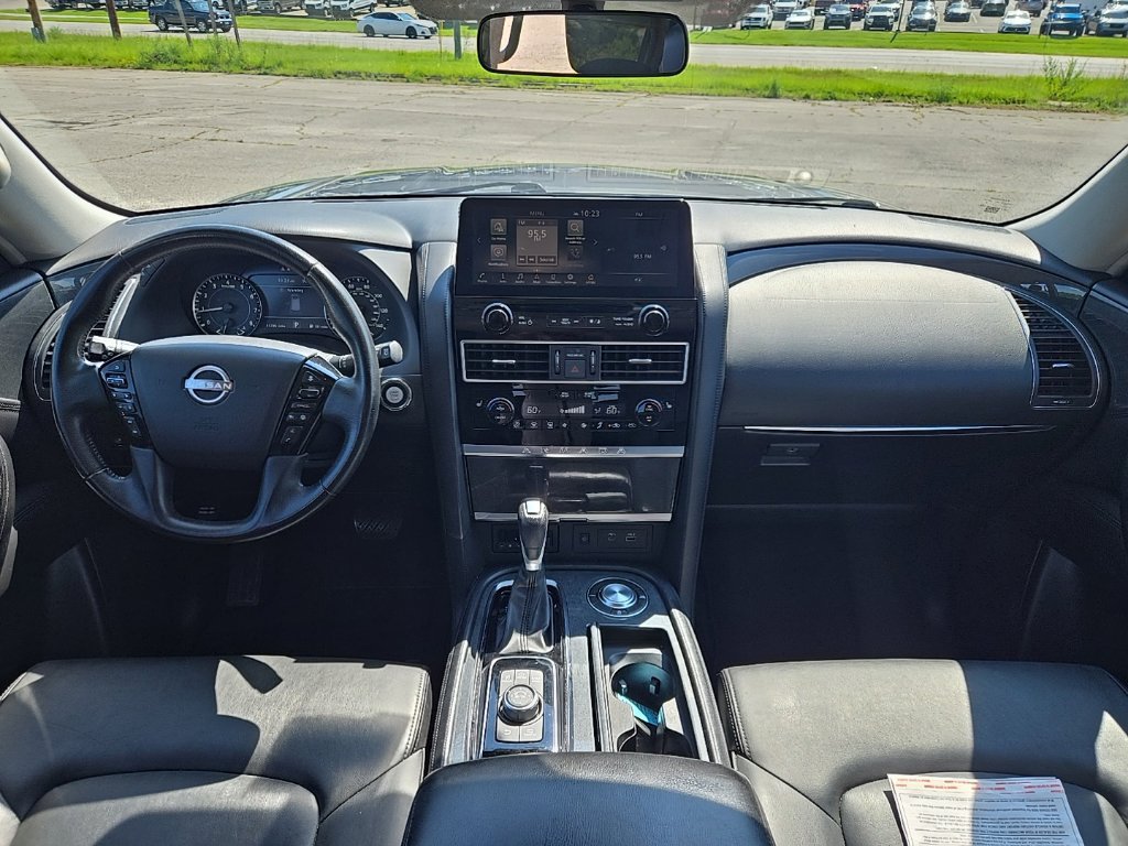 Used 2022 Nissan Armada SV RWD image 3