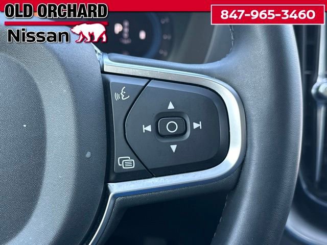 Used 2025 Volvo XC60 B5 Core AWD/4WD image 18