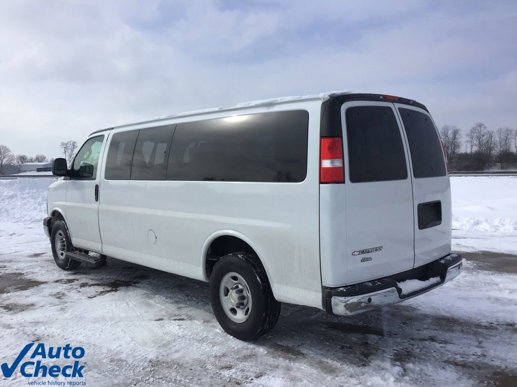 Used 2023 Chevrolet Express 3500 LT w/ LT Preferred Equipment Group image 7
