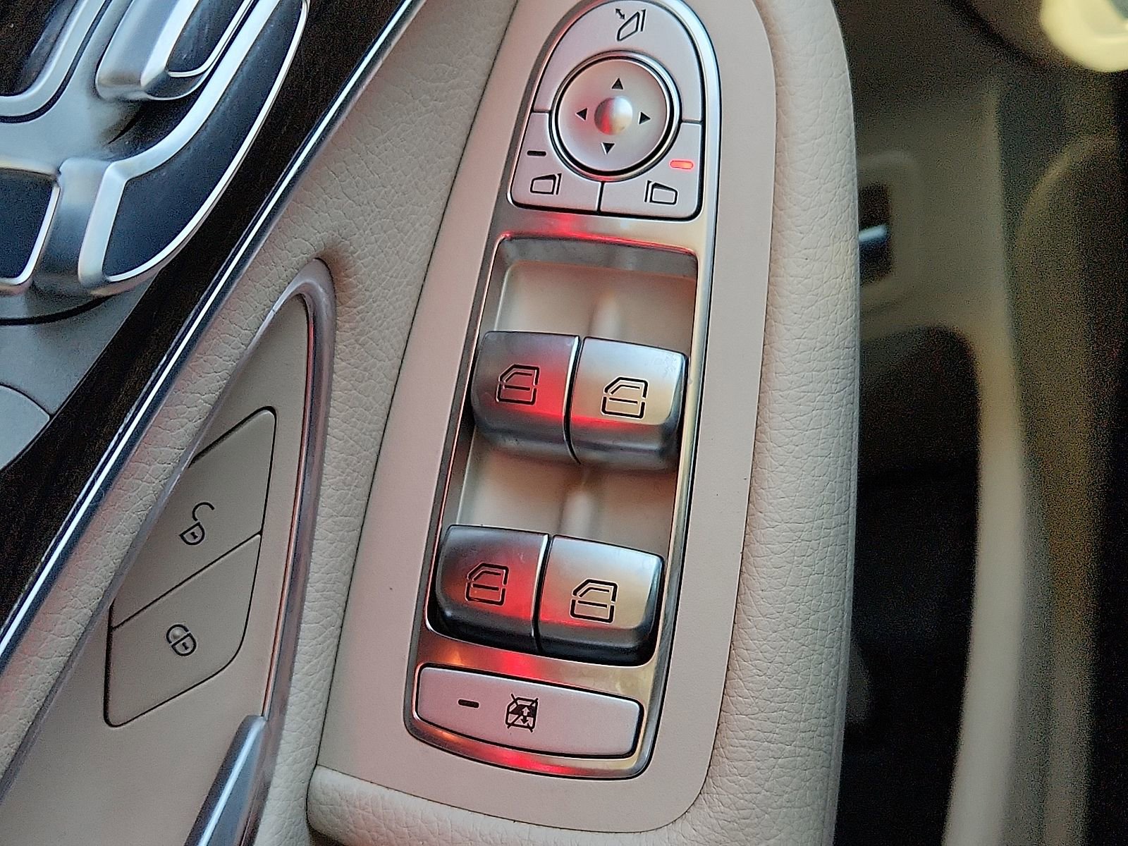 Used 2022 Mercedes-Benz GLC 300 image 19