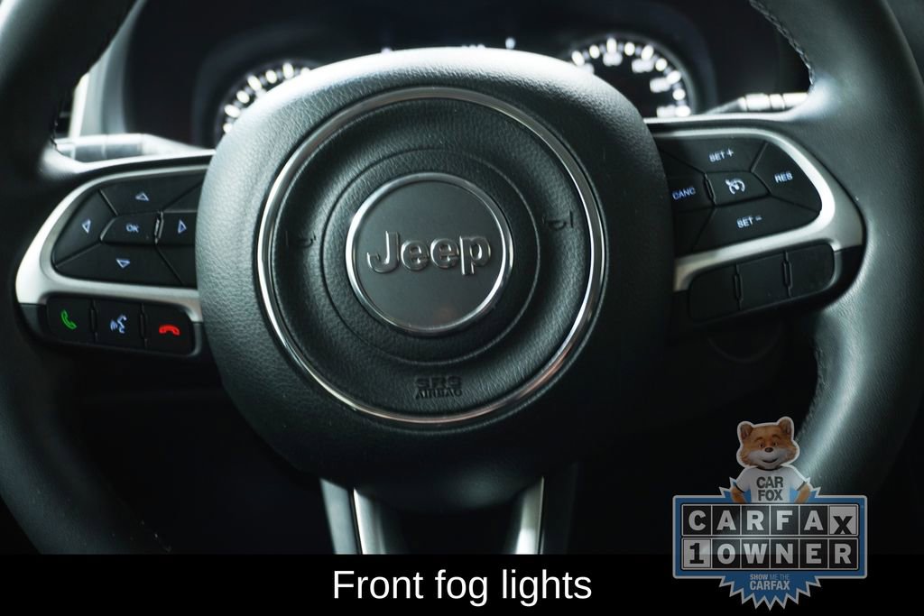 Used 2019 Jeep Renegade Latitude AWD/4WD image 4