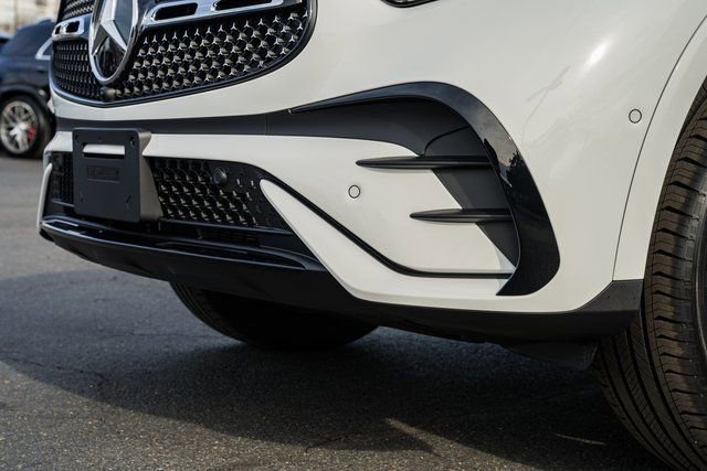 New 2026 Mercedes-Benz GLC 300 4MATIC image 14