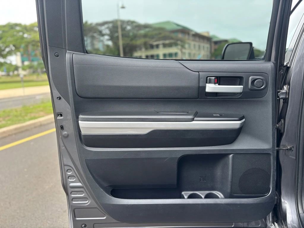 Used 2015 Toyota Tundra SR5 image 15