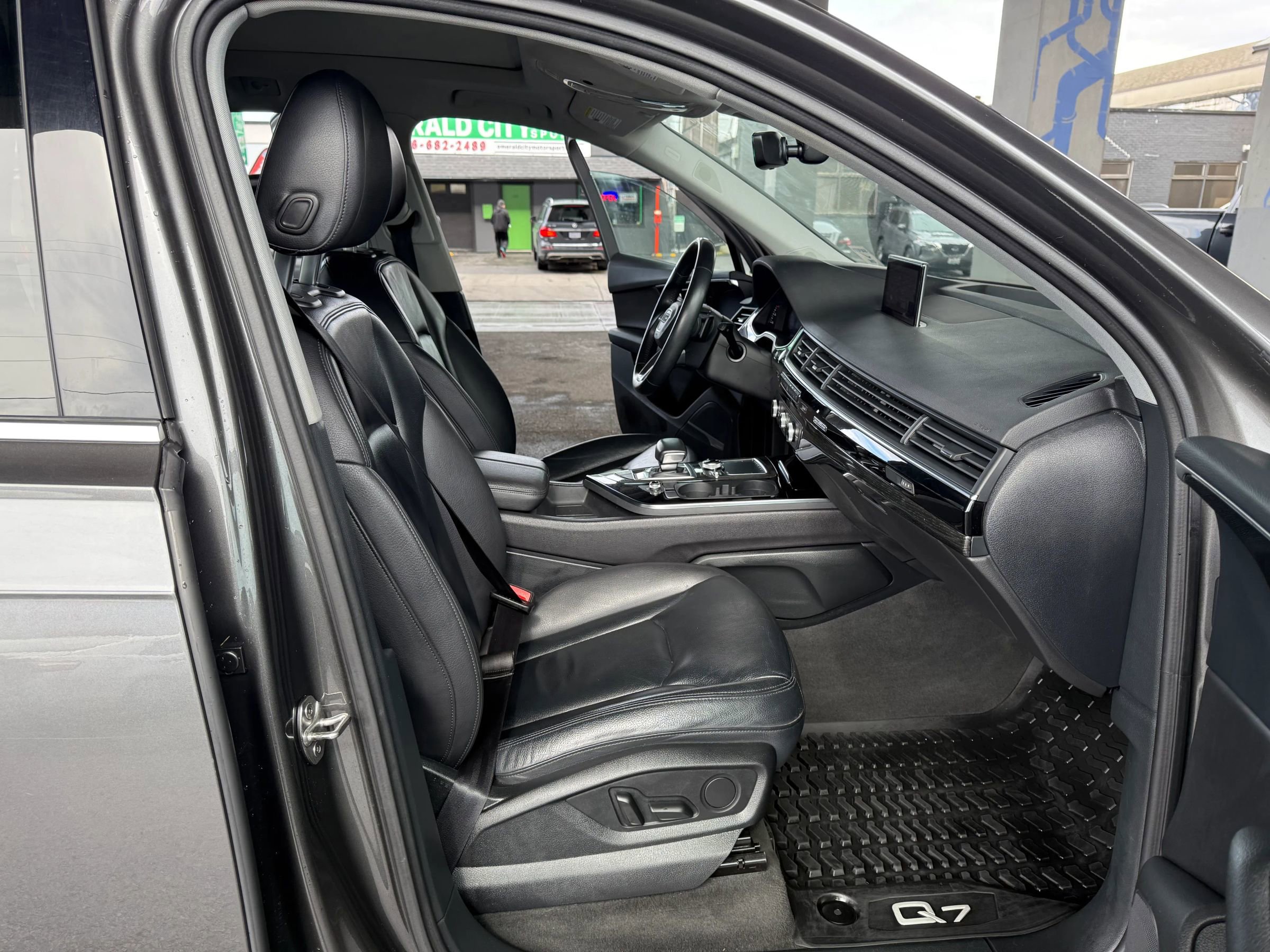 Used 2019 Audi Q7 3.0T Premium Plus w/ Premium Plus Package image 25