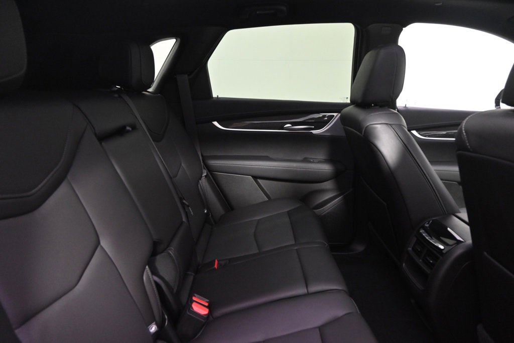 New 2025 Cadillac XT5 Sportv w/ Technology Package image 18
