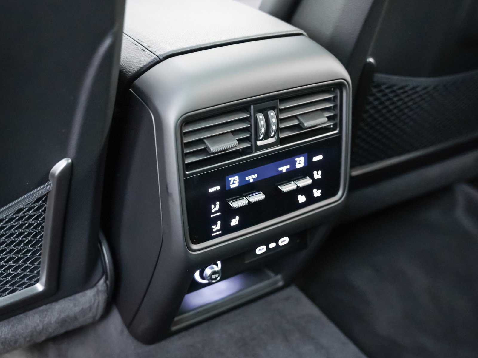 New 2026 Porsche Cayenne image 24