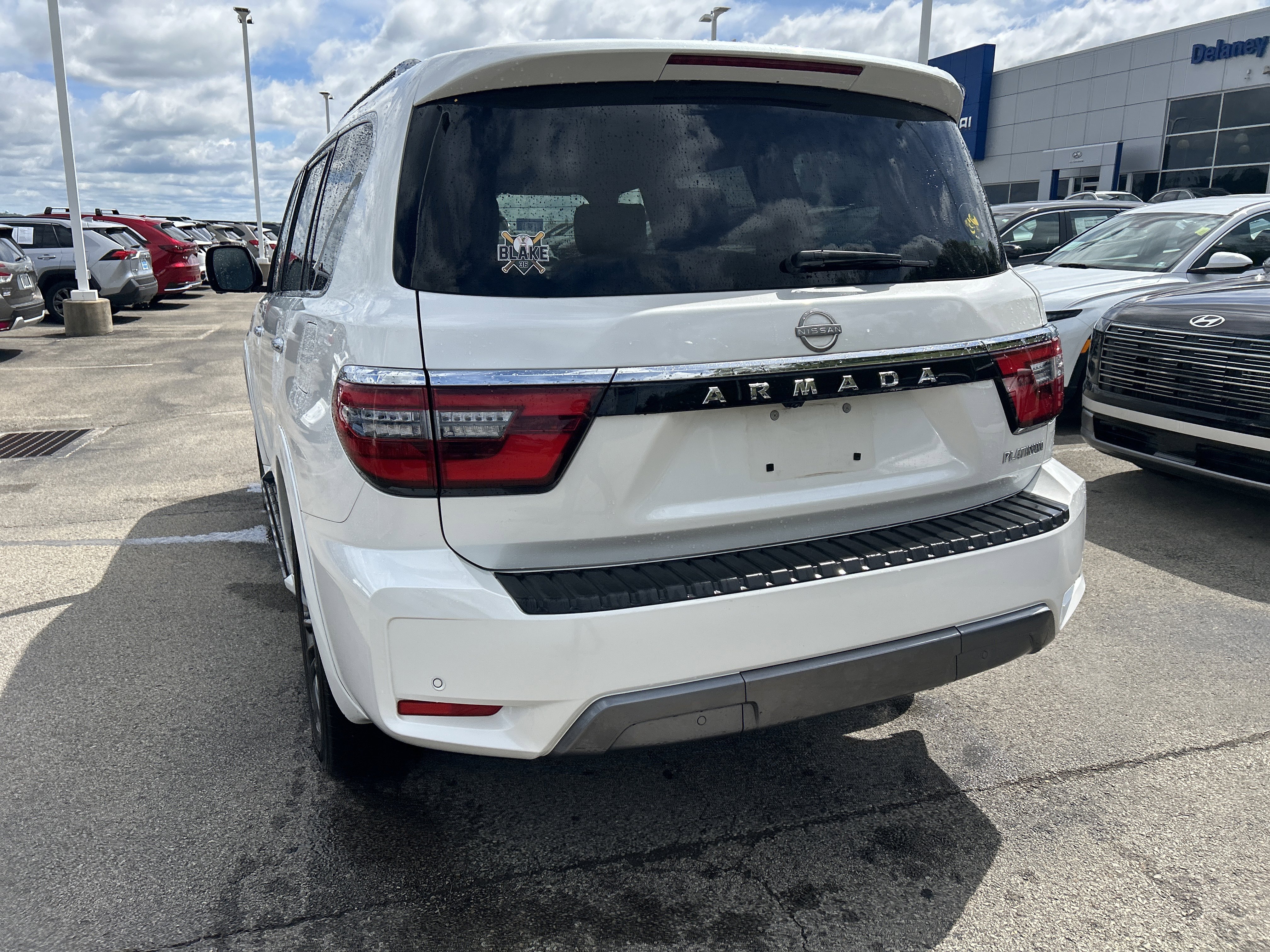 Used 2023 Nissan Armada Platinum w/ Captain's Chairs Package AWD/4WD image 10