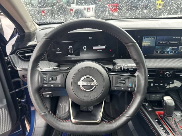 Used 2025 Nissan Kicks SR w/ SR Premium Package FWD image 15