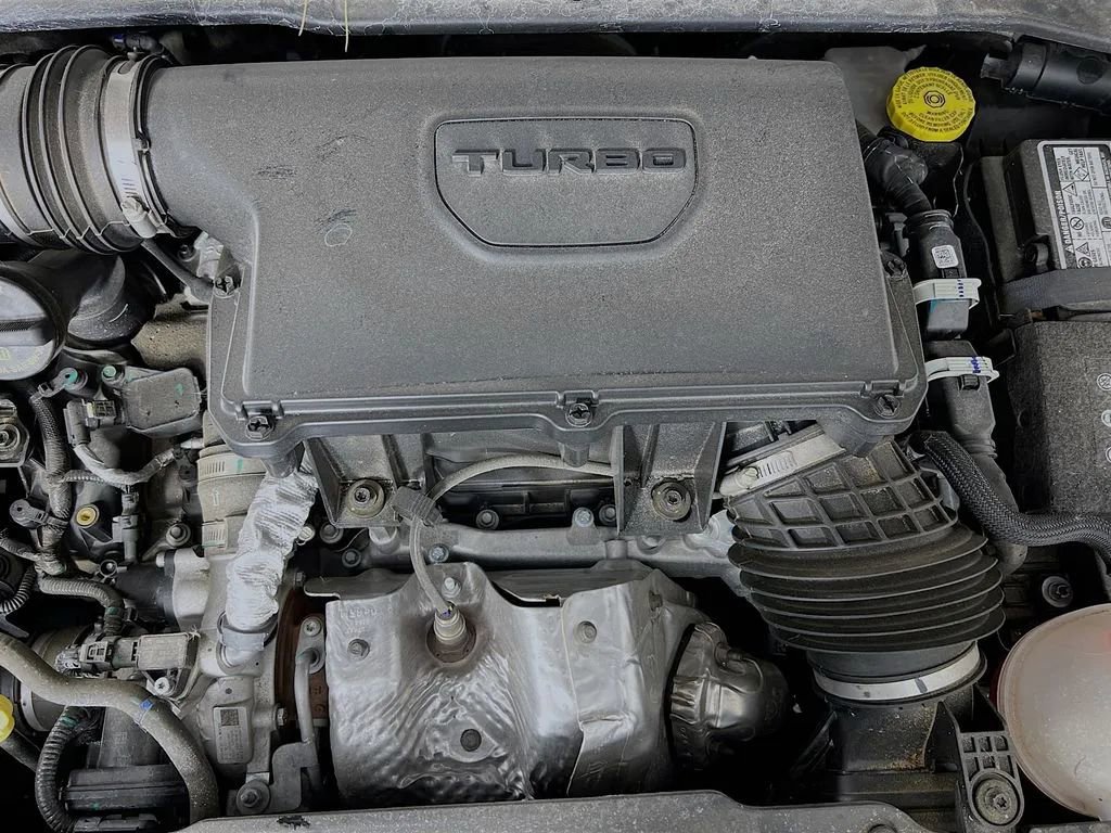 Used 2024 Jeep Compass Limited image 29