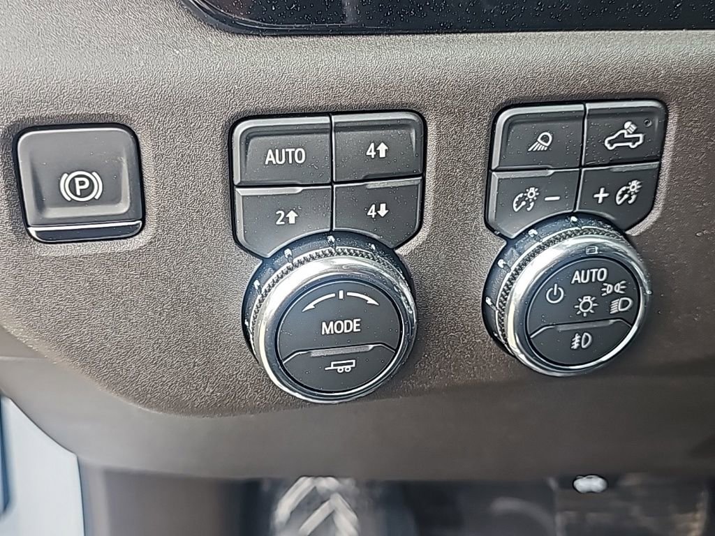 New 2026 GMC Sierra 1500 SLT w/ SLT Premium Plus Package image 17