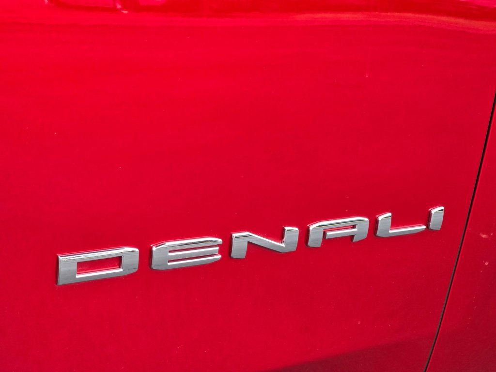 Used 2026 GMC Yukon XL Denali AWD/4WD image 35