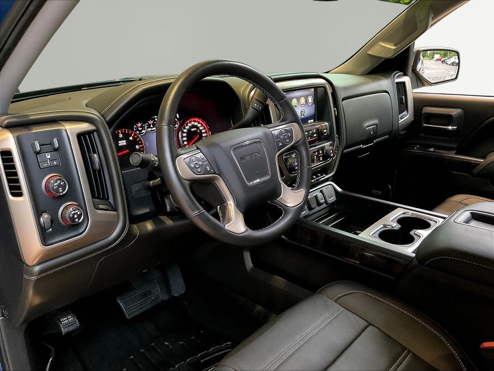 Used 2015 GMC Sierra 1500 Denali w/ Driver Alert Package AWD/4WD image 18