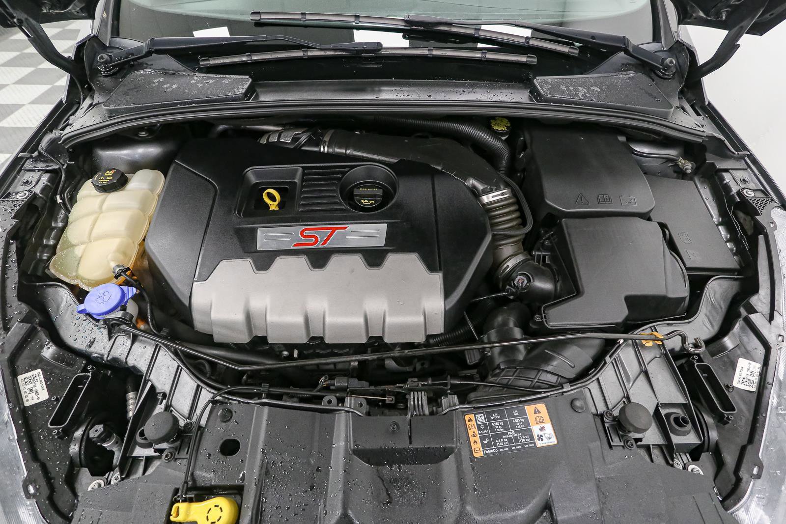 Used 2017 Ford Focus ST image 13