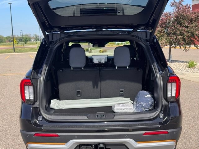New 2026 Ford Explorer Tremor w/ Tremor Ultimate Package AWD/4WD image 34