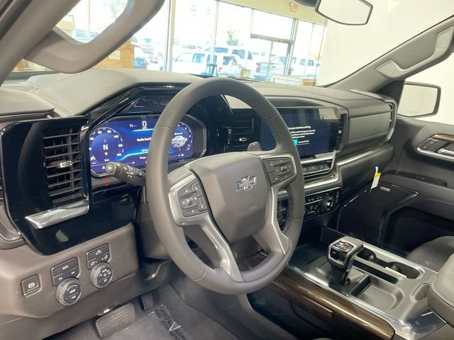 Used 2024 Chevrolet Silverado 1500 RST w/ Convenience Package II AWD/4WD image 14