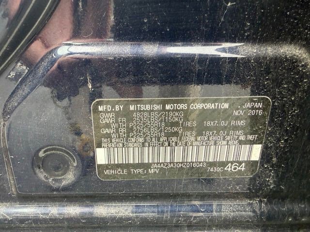 Used 2017 Mitsubishi Outlander SE AWD/4WD image 27