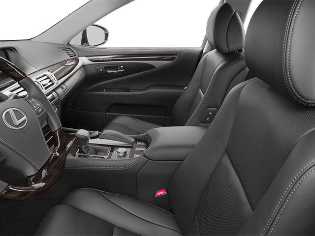 Used 2014 Lexus LS 460 AWD w/ Comfort Package image 8