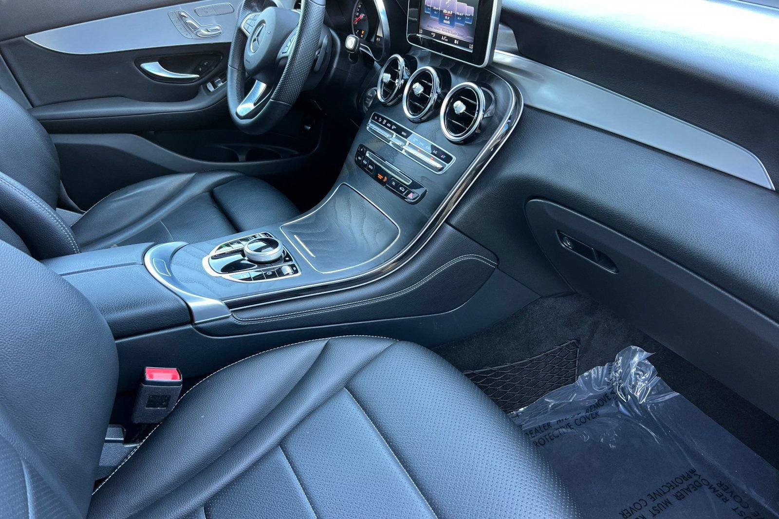 Used 2019 Mercedes-Benz GLC 300 image 19