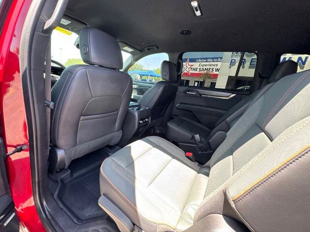 Used 2024 GMC Acadia AT4 w/ Luxury Package AWD/4WD image 20