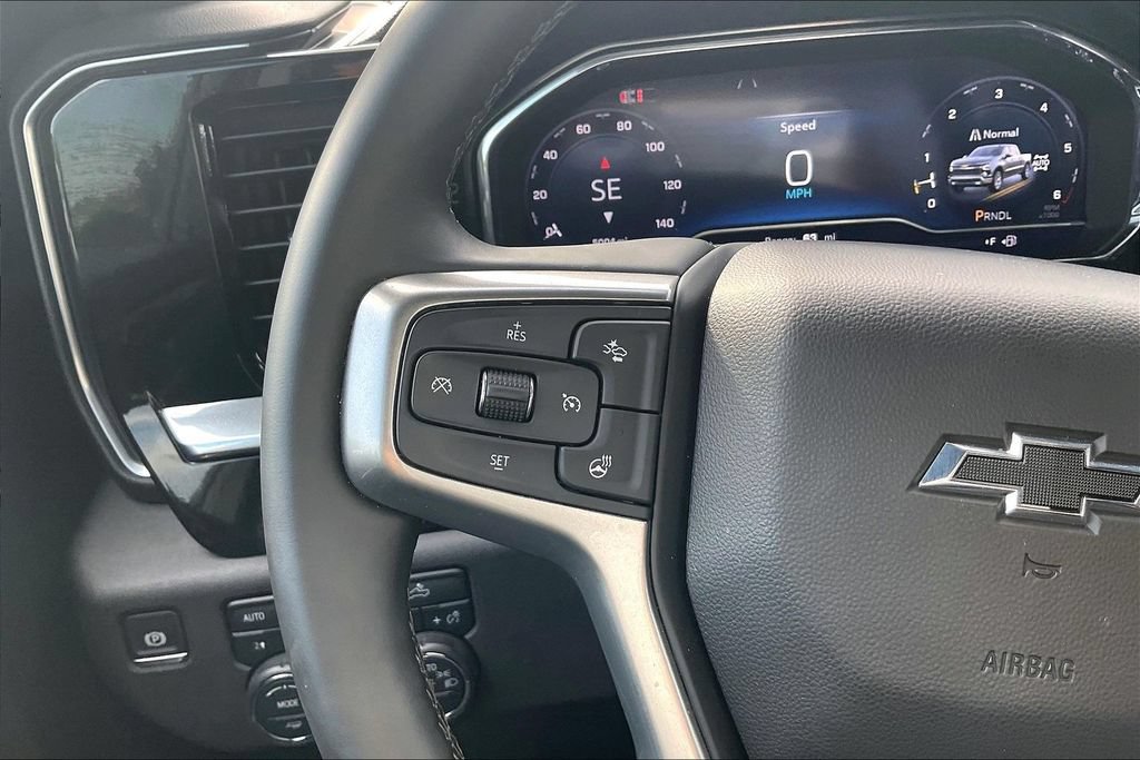 Used 2025 Chevrolet Silverado 1500 RST w/ Z71 Off-Road Package AWD/4WD image 12