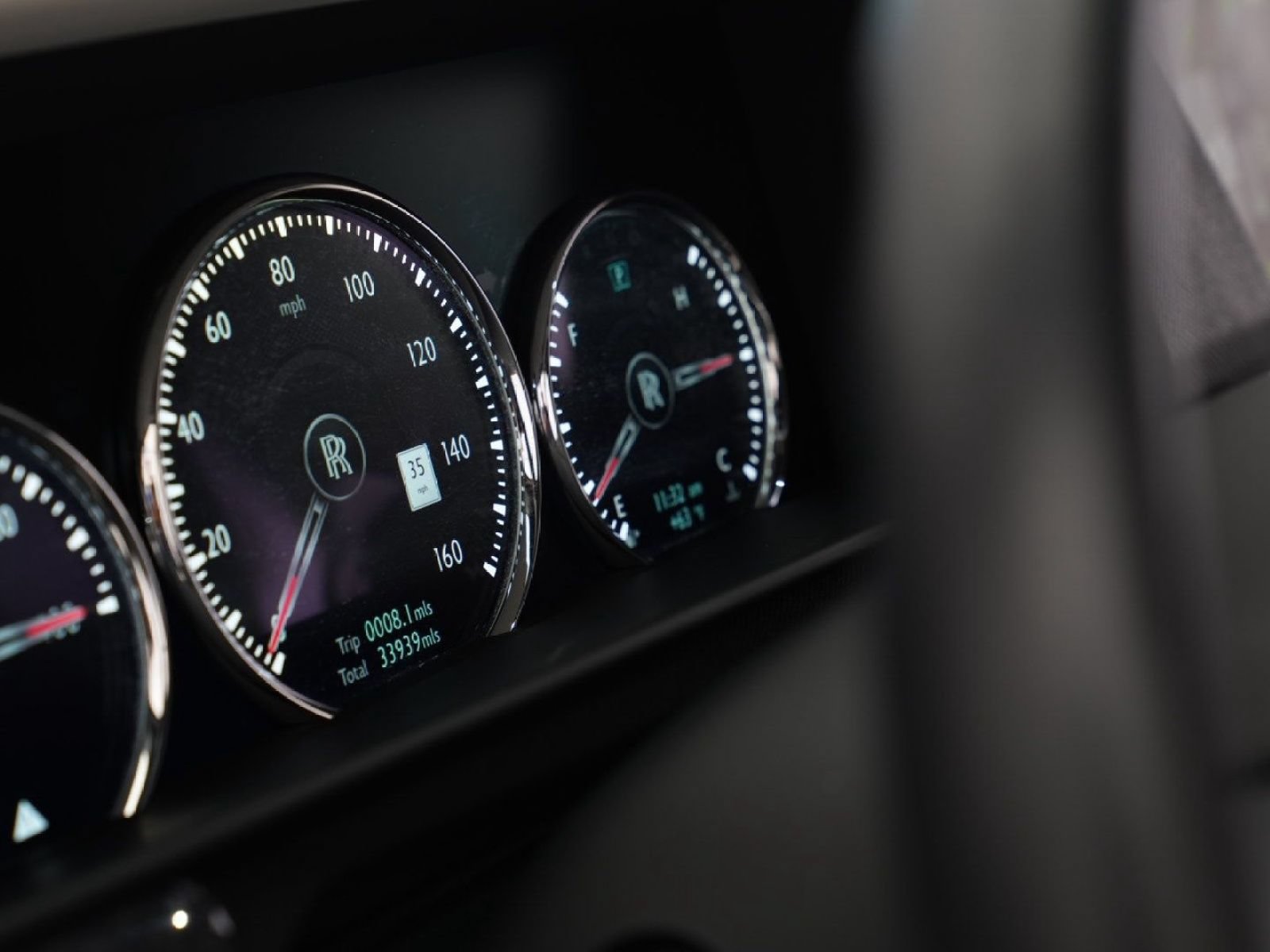 Certified 2021 Rolls-Royce Cullinan Black Badge AWD/4WD image 18
