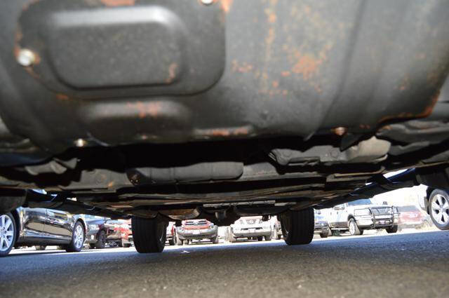 Used 2012 Nissan Frontier SL w/ Moonroof Pkg image 63