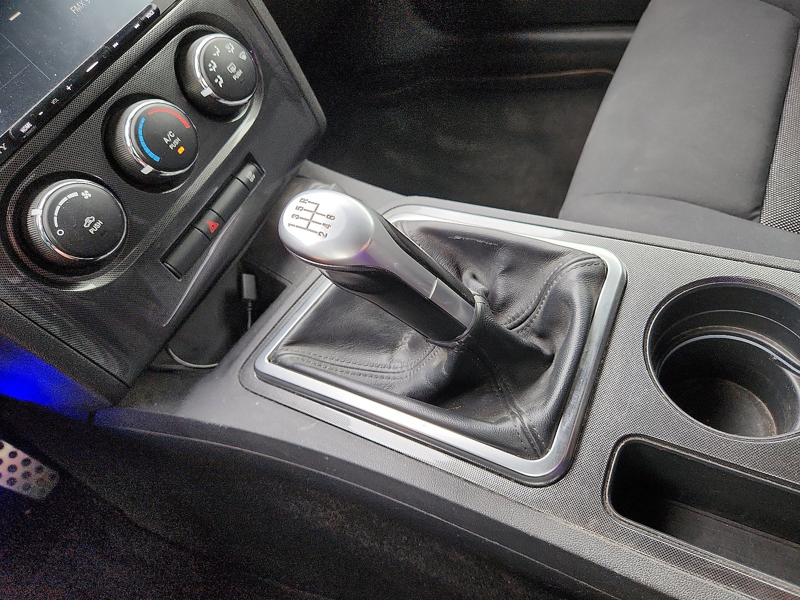 Used 2010 Dodge Challenger R/T RWD image 20