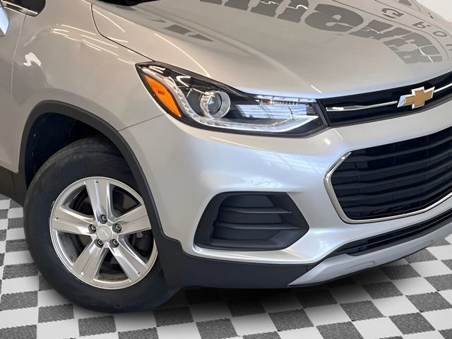 Used 2020 Chevrolet Trax LT w/ Driver Confidence Package AWD/4WD image 28