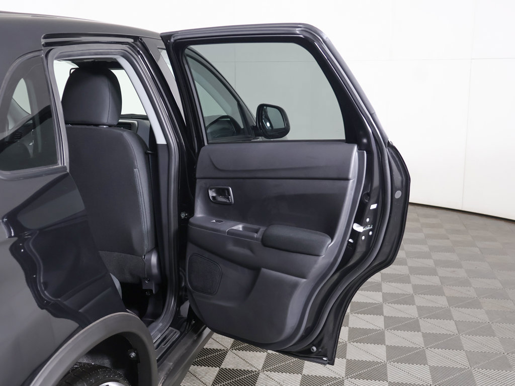 New 2027 Mitsubishi Outlander Sport ES AWD/4WD image 18