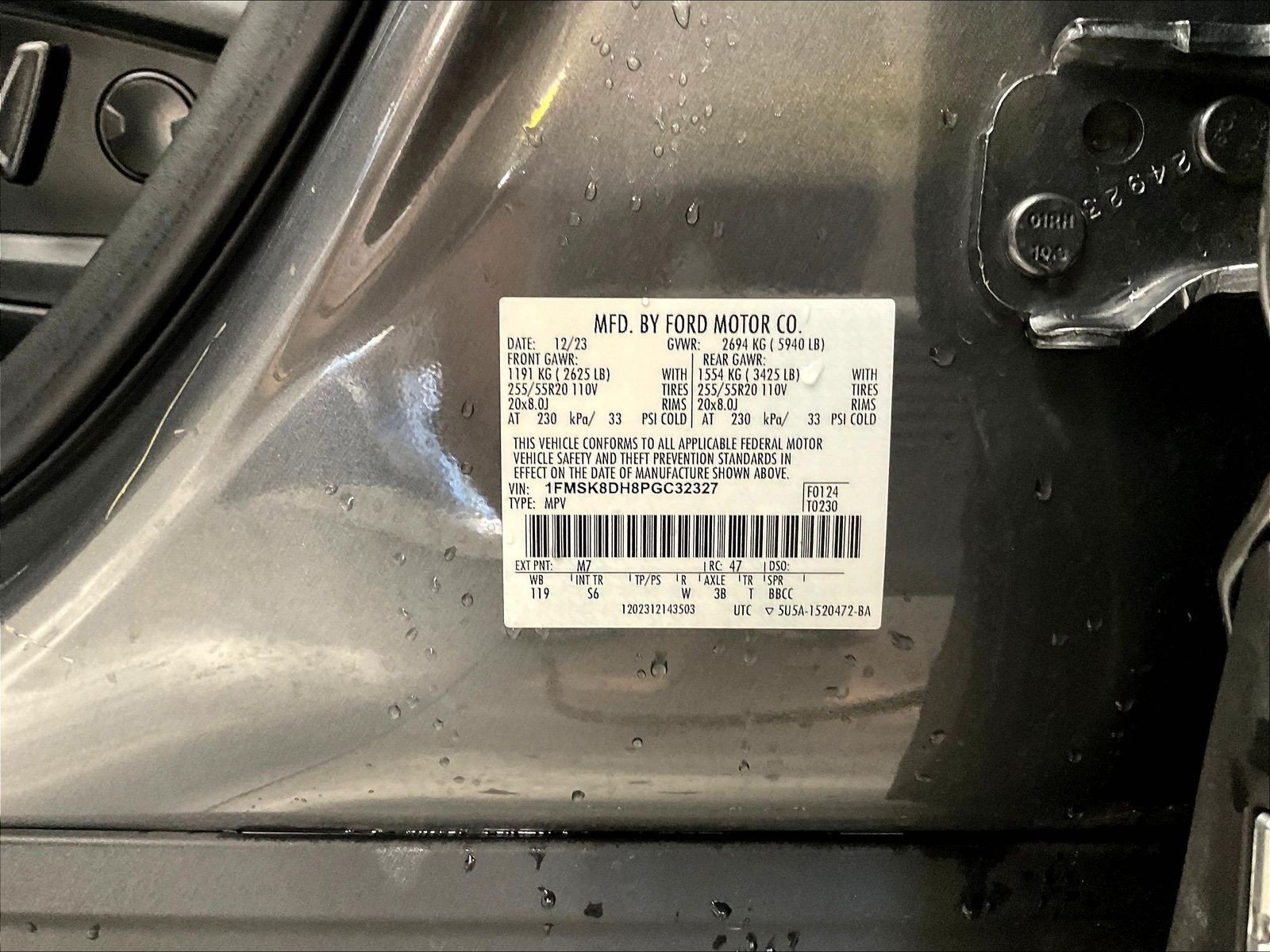 Used 2023 Ford Explorer XLT w/ Equipment Group 202A AWD/4WD image 19