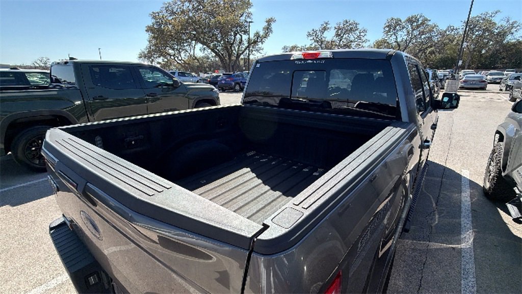 Used 2015 Ford F150 XLT w/ Equipment Group 302A Luxury image 9