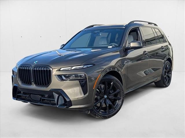 Used 2025 BMW X7 xDrive40i w/ M Sport Package image 1