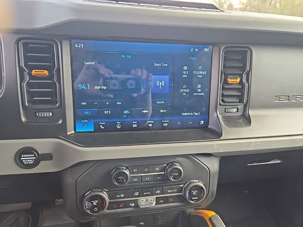 Used 2023 Ford Bronco Badlands w/ Sasquatch Package image 11