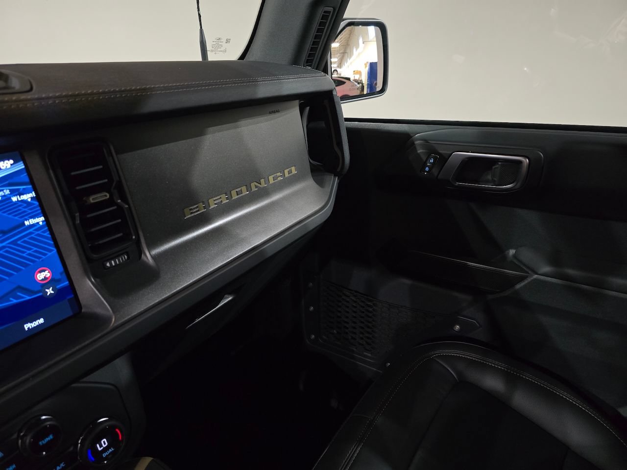 New 2025 Ford Bronco Badlands AWD/4WD image 30