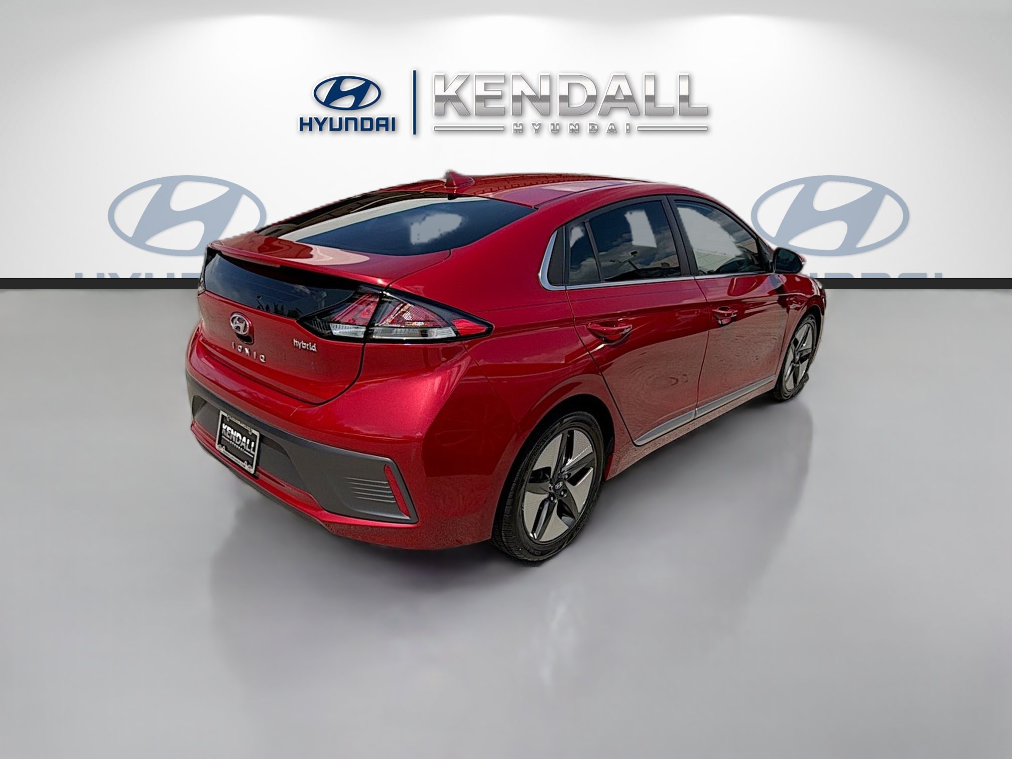 Used 2020 Hyundai Ioniq SEL FWD image 6