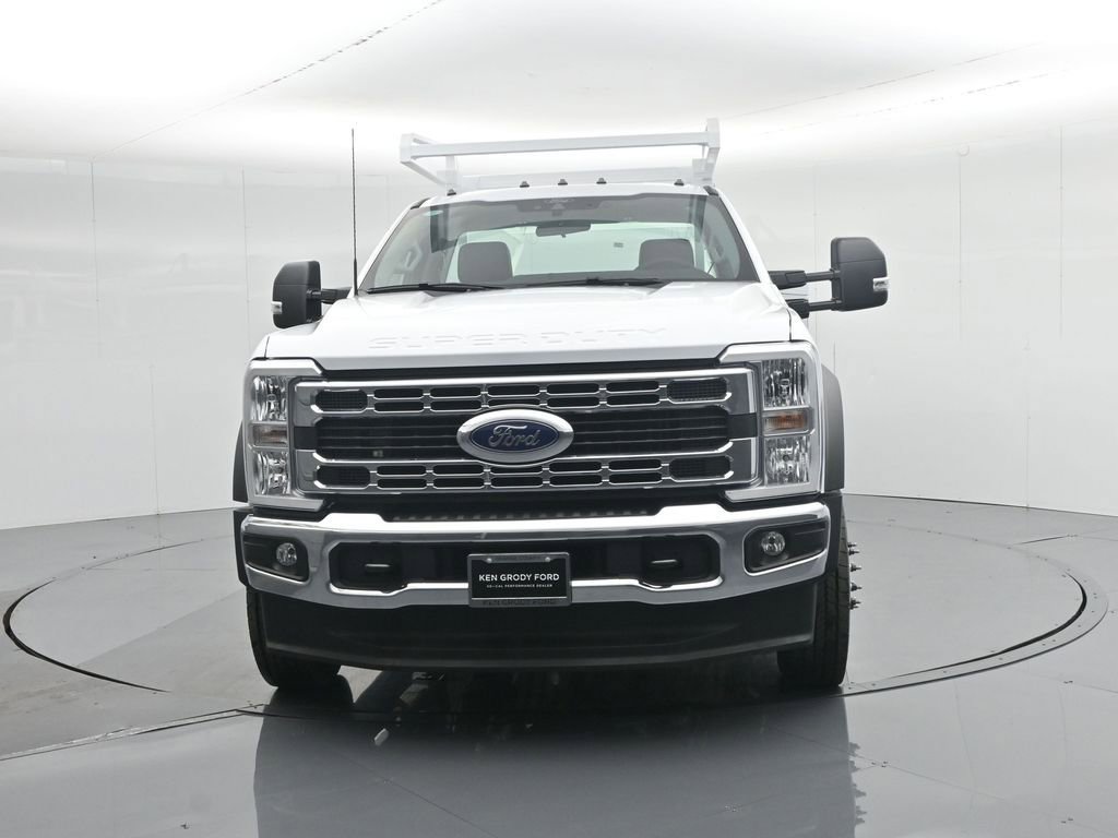 New 2025 Ford F450 XL w/ XL Chrome Package RWD image 60