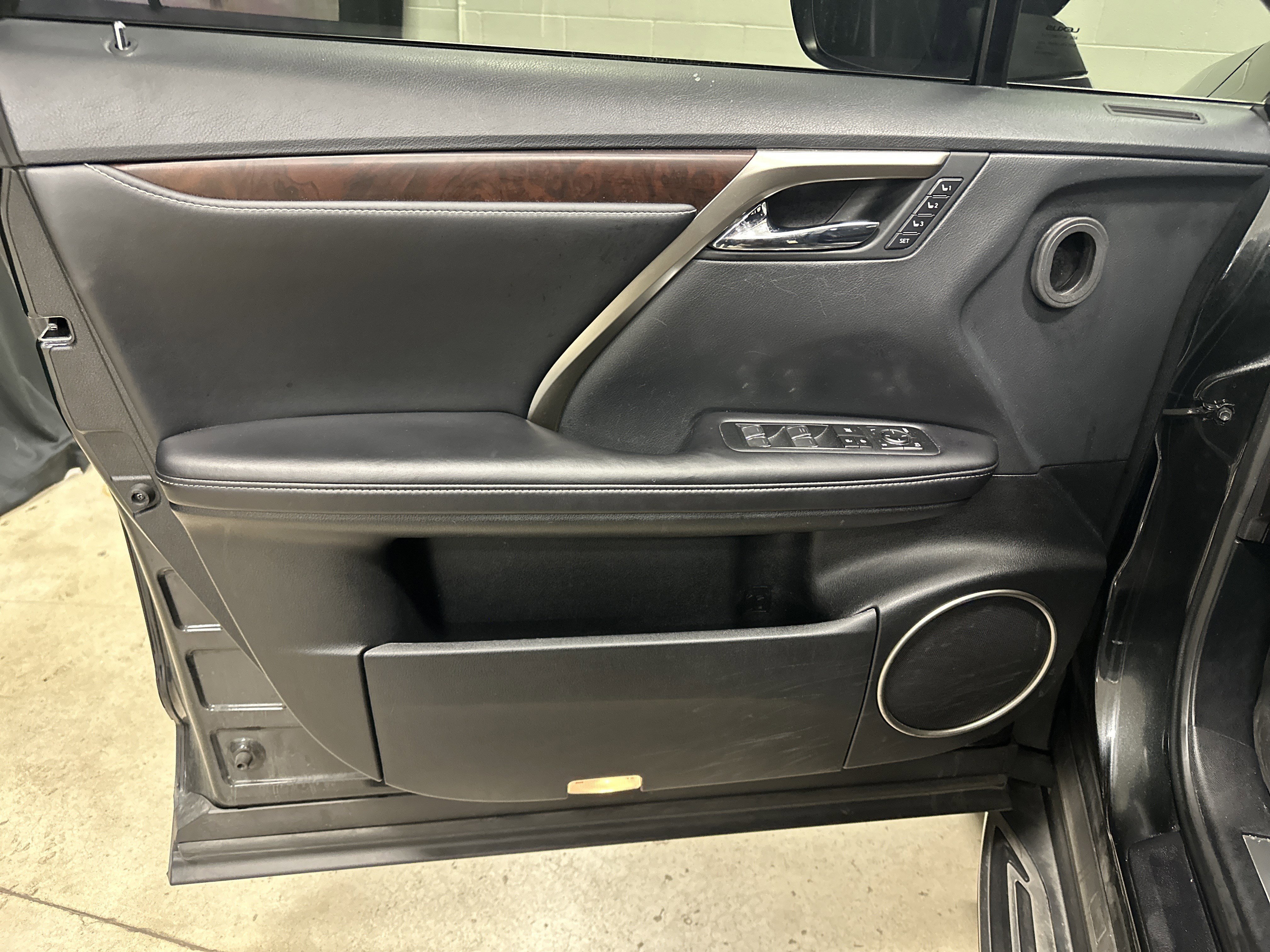 Used 2020 Lexus RX 350 AWD w/ Premium Package image 14