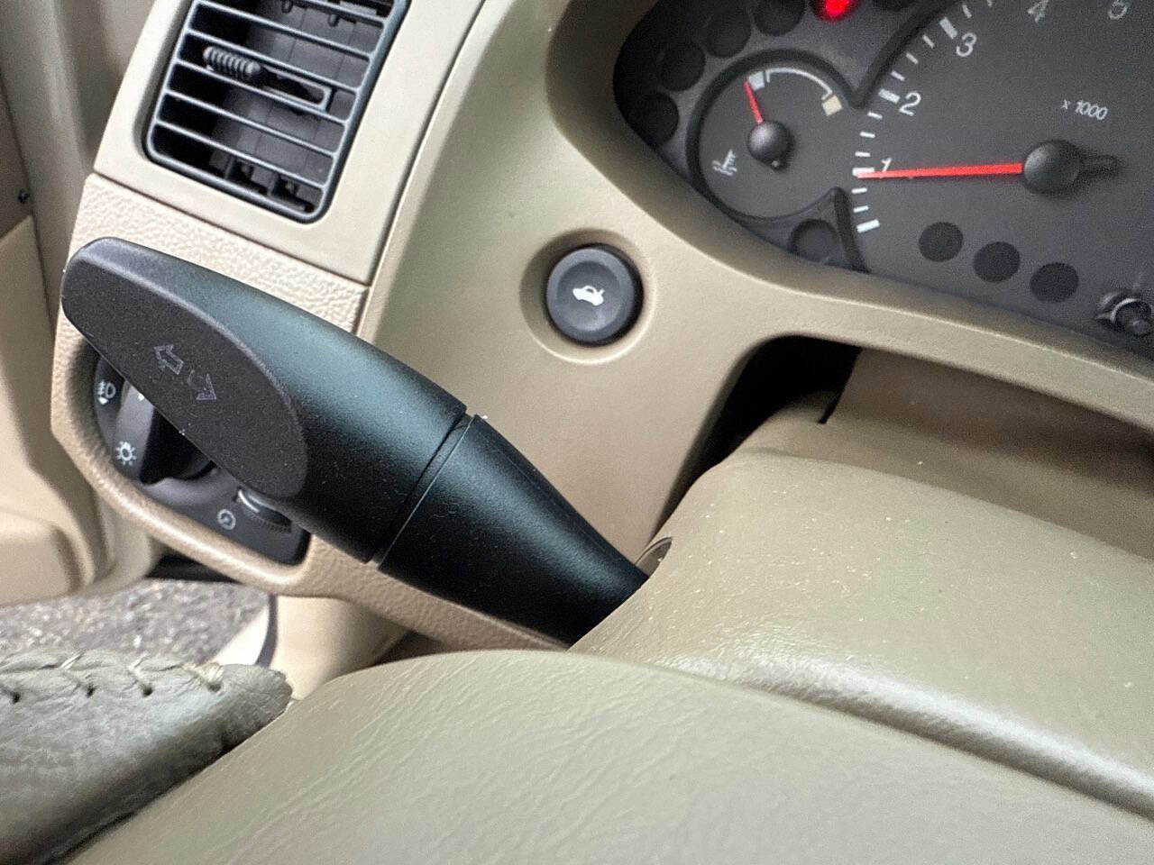 Used 2006 Ford Focus SES image 28