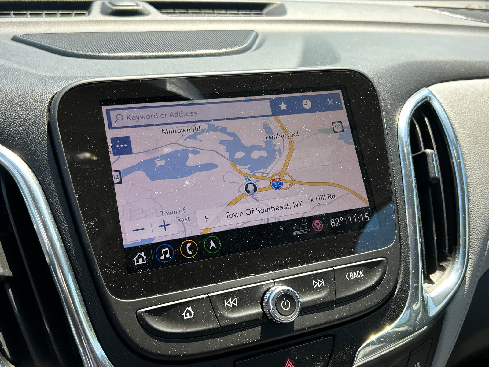 Used 2019 Chevrolet Equinox Premier AWD/4WD image 16