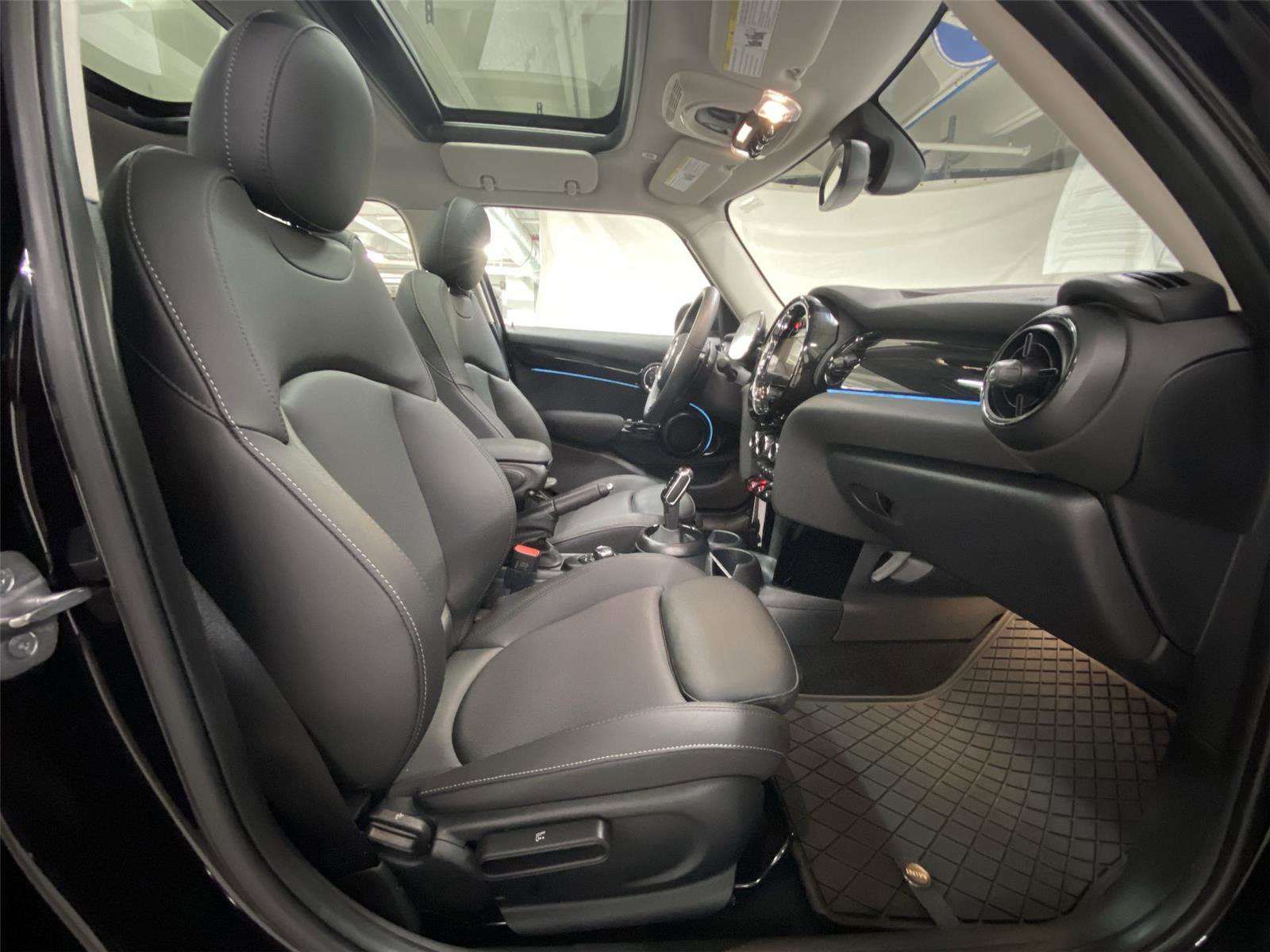 Certified 2024 MINI Cooper S FWD image 30