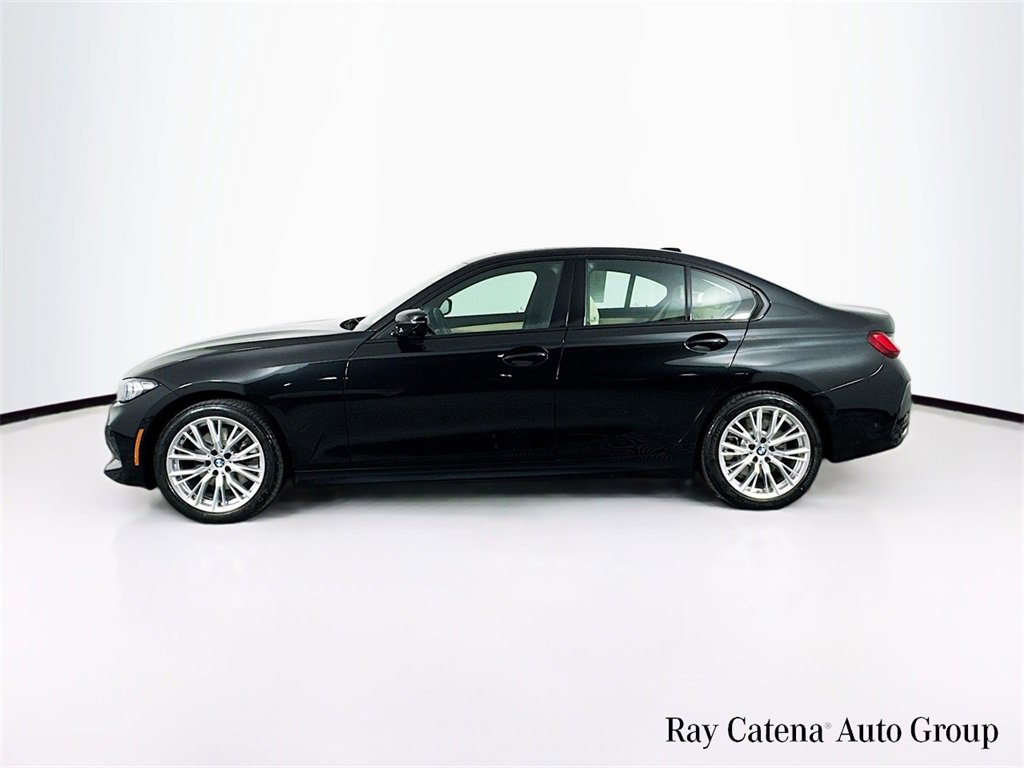 Certified 2023 BMW 330i xDrive Sedan w/ Premium Package image 4