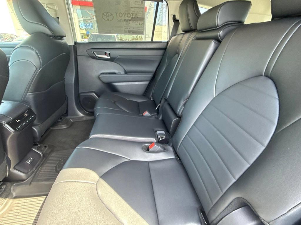 New 2026 Toyota Highlander XLE AWD/4WD image 29